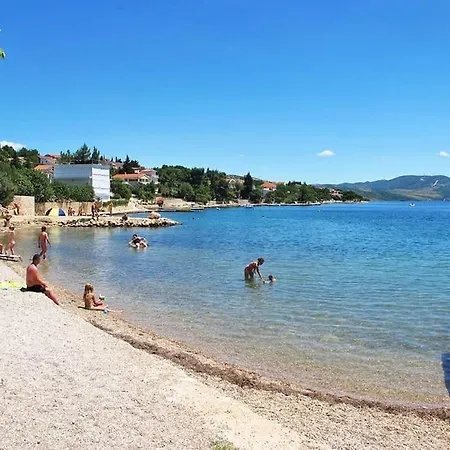 Maslenica - 3Br Apartment Near Beach & National Parks Апартаменты