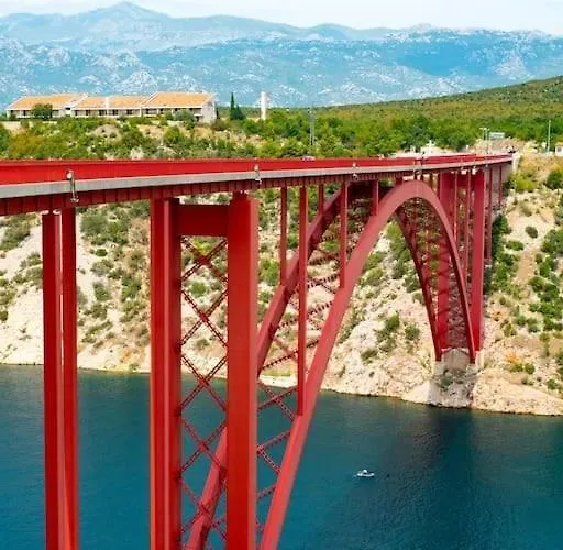 Maslenica - 3Br Apartment Near Beach & National Parks Апартаменты