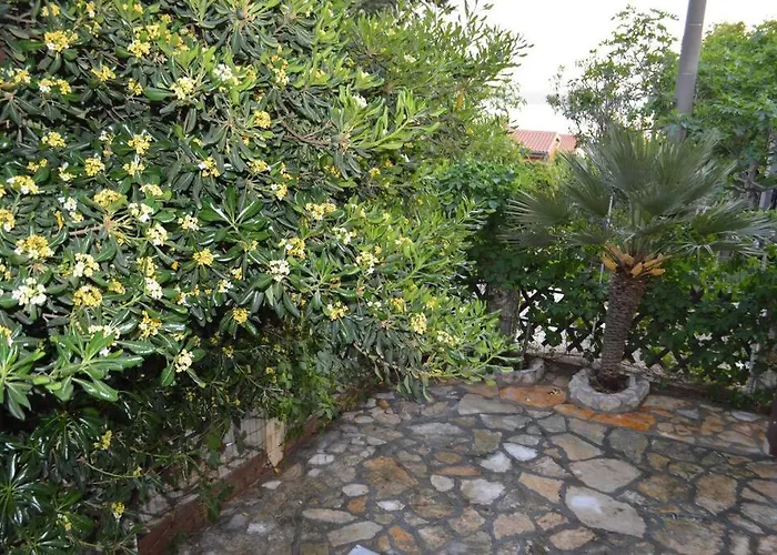 Апартаменты Maslenica - 3Br Apartment Near Beach & National Parks