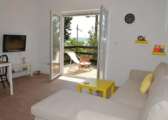 Maslenica - 3Br Apartment Near Beach & National Parks *