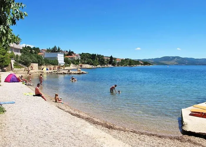 Maslenica - 3Br Apartment Near Beach & National Parks Апартаменты